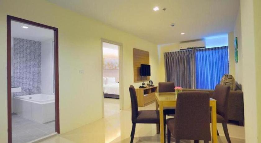 R-Con Hotel @ Siam Pattaya Luaran gambar